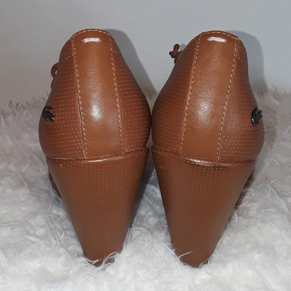 🐊Lacoste Paris Brown Leather Wedge Shoes. Women's Size: 7.5